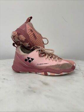 Yonex Women's FusionRev Pink Court Sneakers